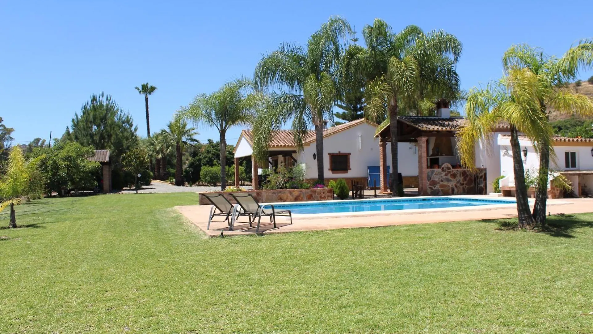Villa Pereila - Luxury Country Retreat Coin